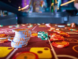 wlatogel88 platform dashboard showing sportsbook, live-dealer tables, and slot games on mobile